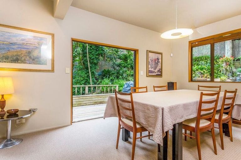 Photo of property in 409 Titirangi Road, Titirangi, Auckland, 0604