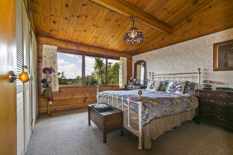 Photo of property in 313 Glengarry Road, Glen Eden, Auckland, 0602