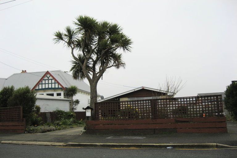 Photo of property in 104 Victoria Road, Saint Kilda, Dunedin, 9012