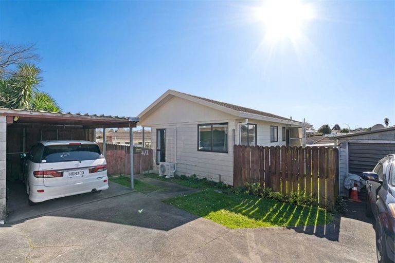 Photo of property in 4/1 Rebecca Rise, Weymouth, Auckland, 2103