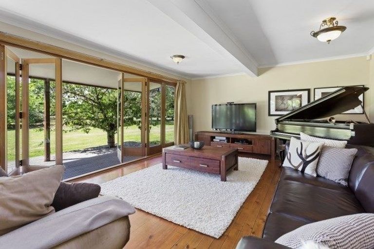 Photo of property in 283 Tuahiwi Road, Tuahiwi, Kaiapoi, 7691