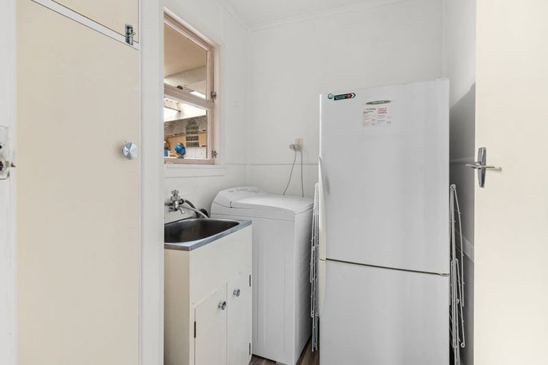 Photo of property in 13 Parris Street, Waitara, 4320