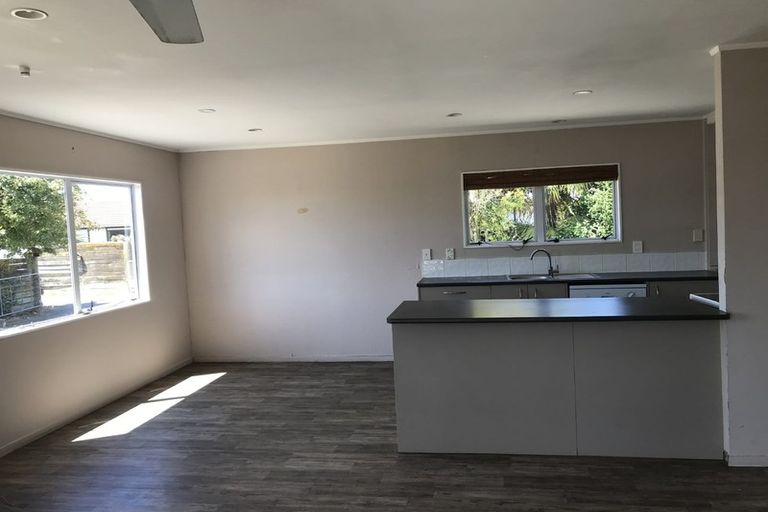 Photo of property in 11b Lyn Grove, Papamoa Beach, Papamoa, 3118