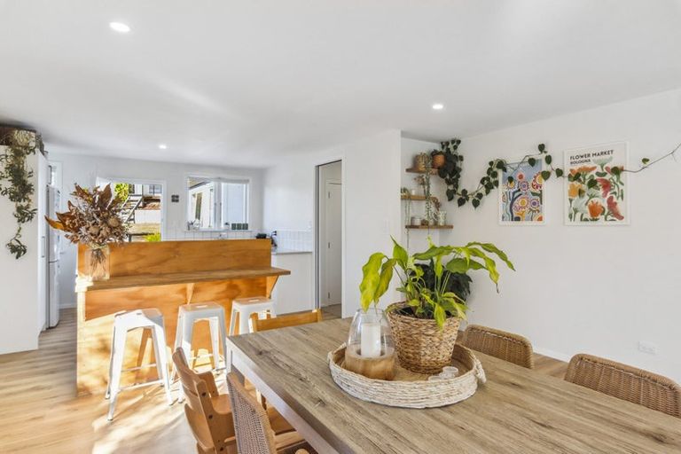 Photo of property in 6 Moa Road, Raumati Beach, Paraparaumu, 5032