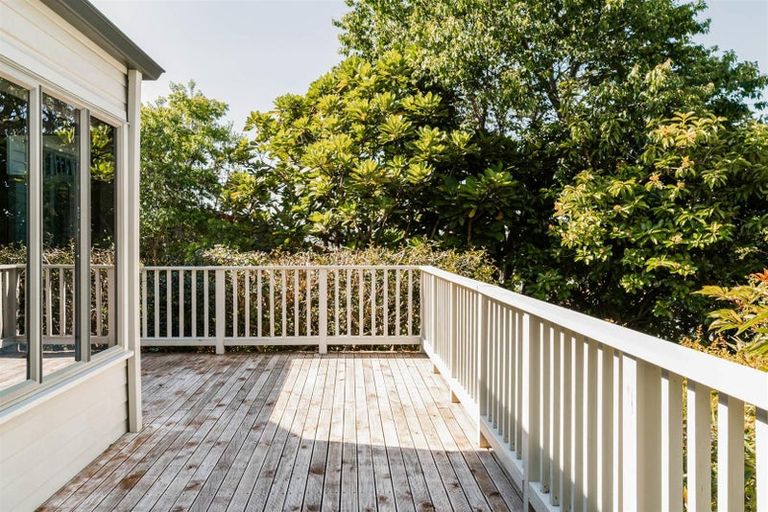 Photo of property in 111 Kaitemako Road, Welcome Bay, Tauranga, 3112