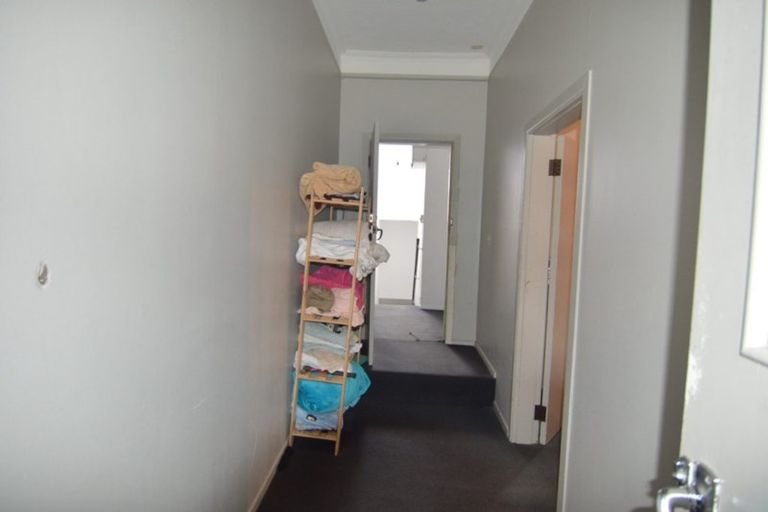Photo of property in 5/28-28b Austin Street, Mount Victoria, Wellington, 6011