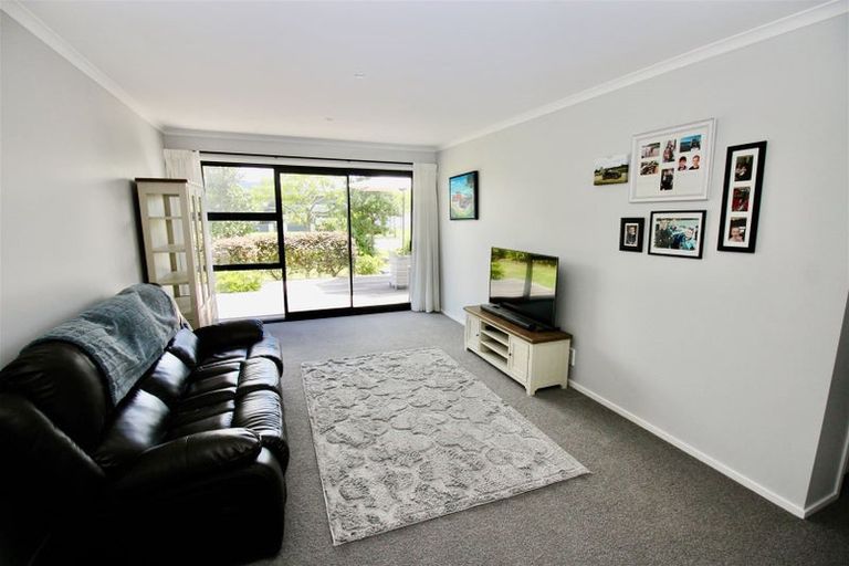 Photo of property in 1 Vanita Drive, Whitianga, 3510