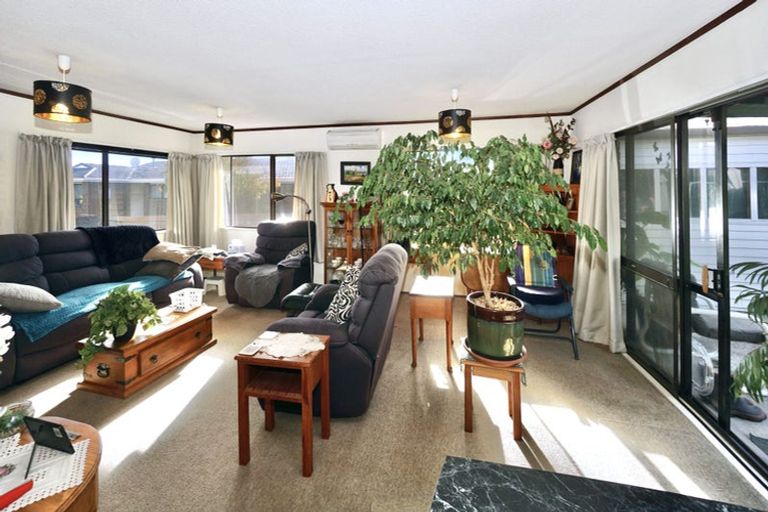 Photo of property in 100b Boucher Avenue, Te Puke, 3119