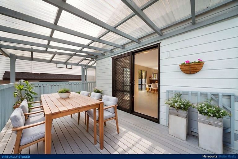 Photo of property in 1/23 Mickle Street, Te Atatu South, Auckland, 0610