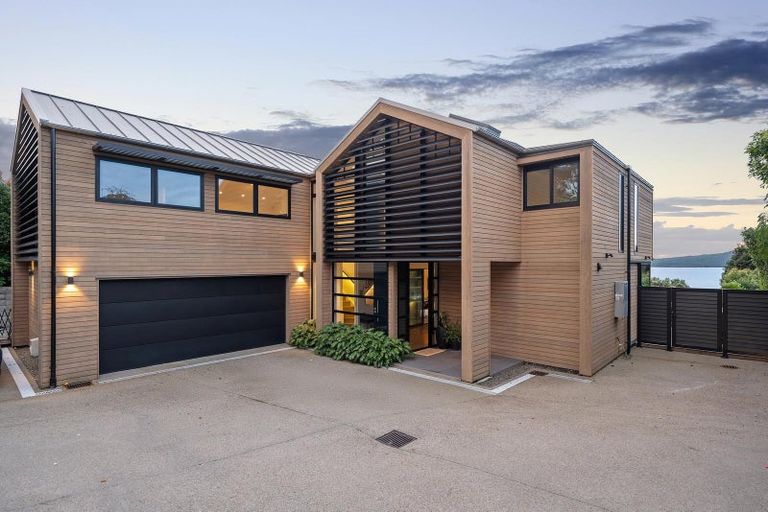 Photo of property in 24 Seacliffe Avenue, Belmont, Auckland, 0622