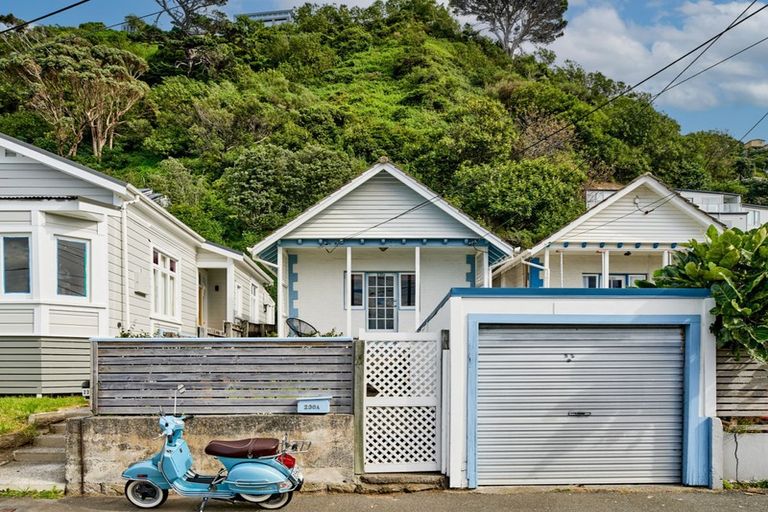 Photo of property in 230a Sutherland Road, Lyall Bay, Wellington, 6022