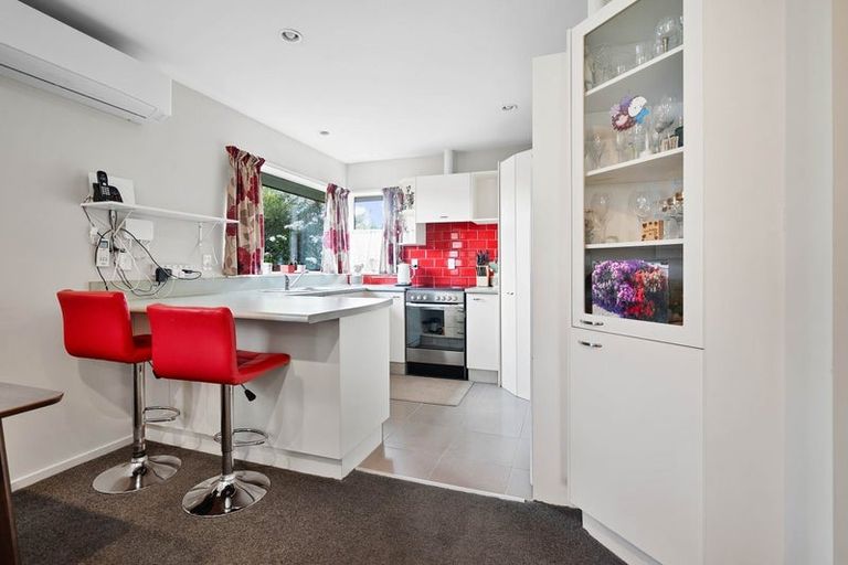 Photo of property in 1 Oakden Drive, Darfield, 7510