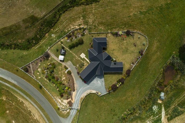 Photo of property in 6 Westmere Drive, Tasman, Upper Moutere, 7173