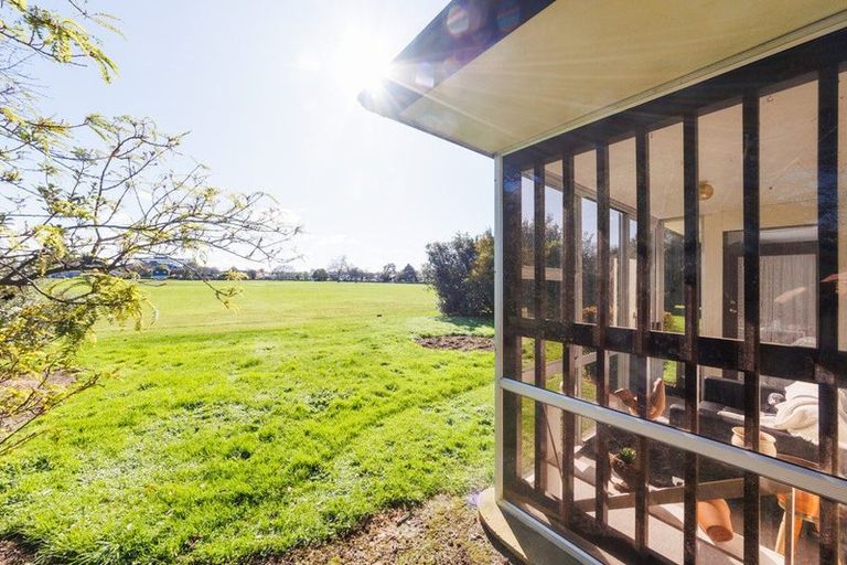 Photo of property in 8/160 Ruahine Street, Roslyn, Palmerston North, 4414