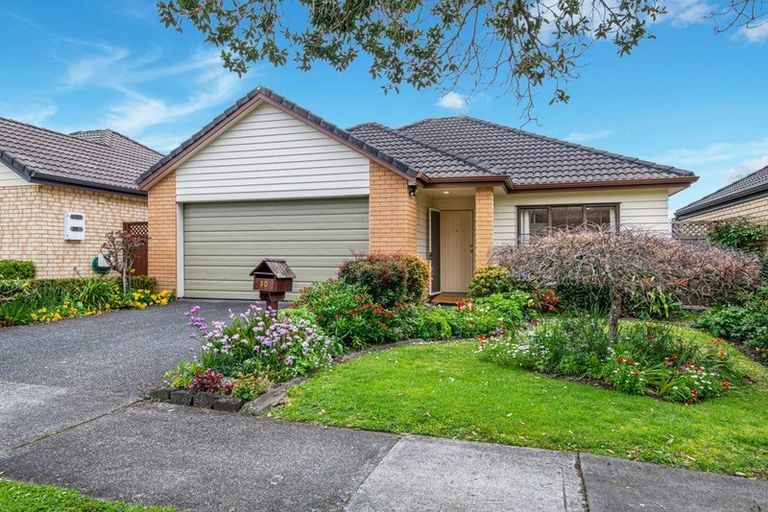 Photo of property in 30 Espalier Drive, Henderson, Auckland, 0612