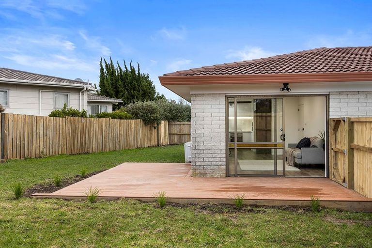 Photo of property in 2/60 Cherry Road, Bucklands Beach, Auckland, 2014