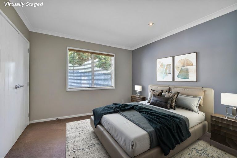 Photo of property in 15a Heta Road, Highlands Park, New Plymouth, 4312