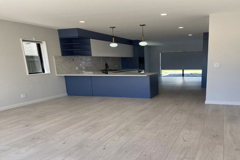 Photo of property in 7 Pilot Drive, Hobsonville, Auckland, 0616