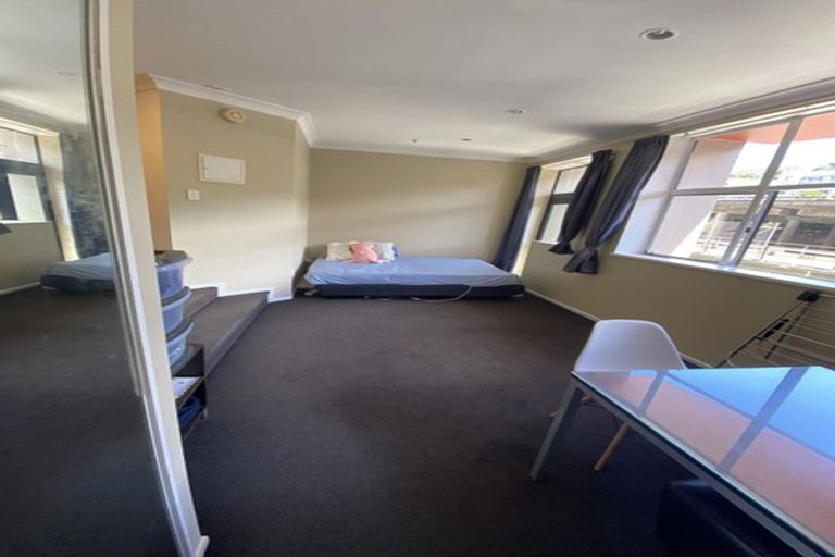 Photo of property in Terrace Garden Apartments, 1c/120 The Terrace, Wellington Central, Wellington, 6011