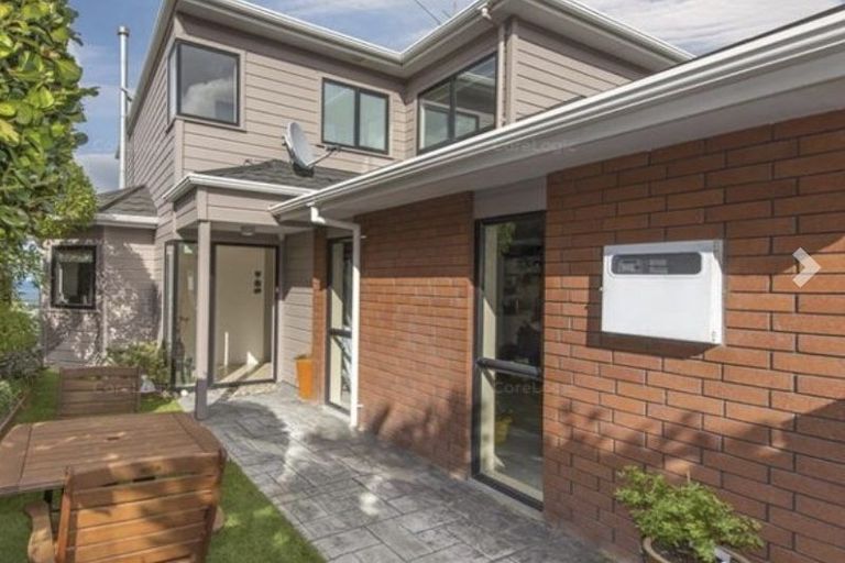 Photo of property in 7a Bay Lair Grove, Island Bay, Wellington, 6023