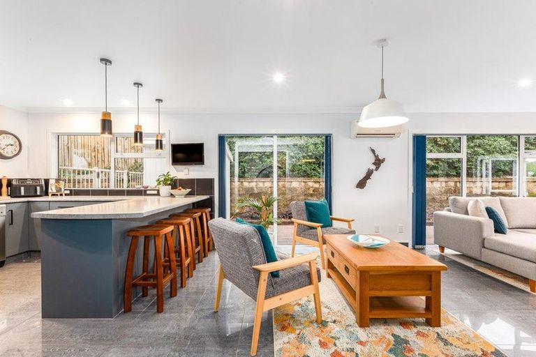 Photo of property in 80 Te Puia Drive, Aotea, Porirua, 5024