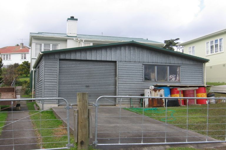 Photo of property in 27 Boswell Street, Kawakawa, 0210