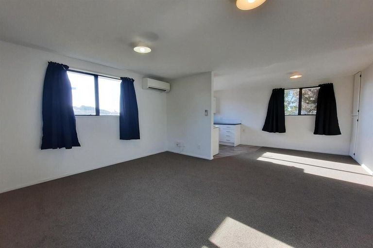 Photo of property in 2/265 Woodham Road, Linwood, Christchurch, 8062