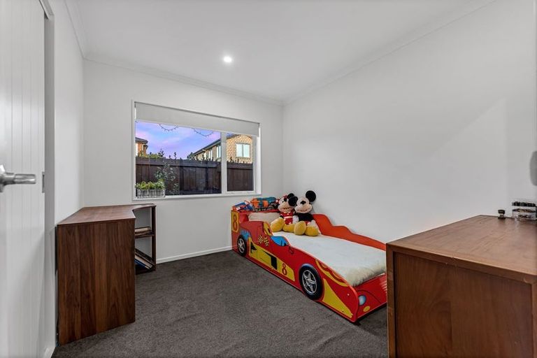 Photo of property in 37 Wellfield Drive, Papakura, 2110