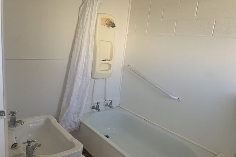 Photo of property in 67 Firth Street, Hamilton East, Hamilton, 3216