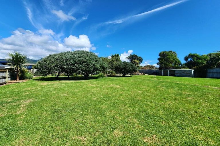 Photo of property in 36 Jans Terrace, Oakura, 4314