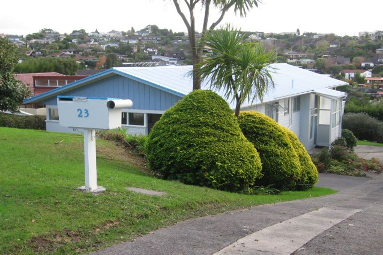 Photo of property in 23 Mayfair Crescent, Mairangi Bay, Auckland, 0630