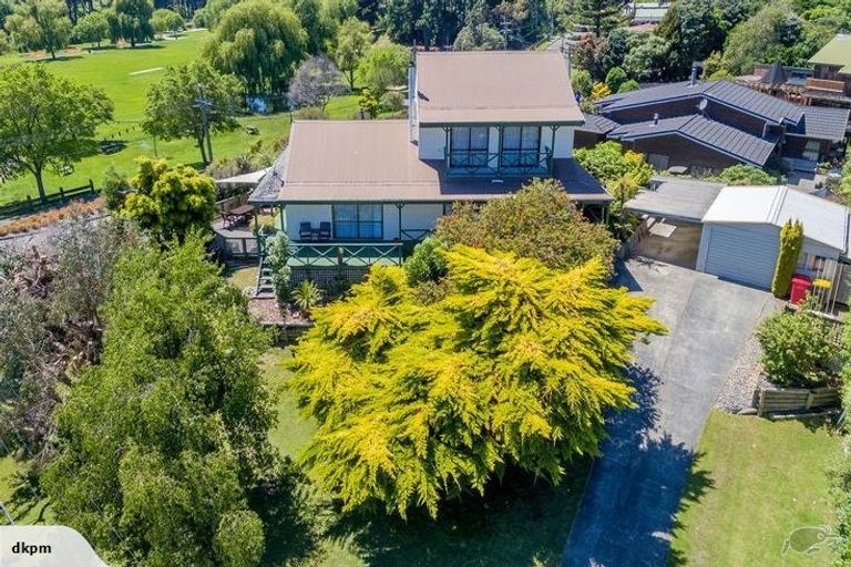 Photo of property in 38 Makora Road, Otaihanga, Paraparaumu, 5036