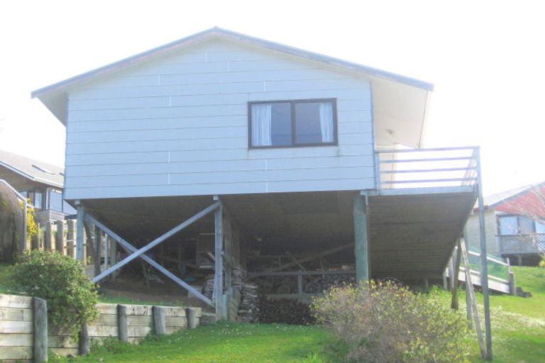 Photo of property in 14 Cuvier Crescent, Kuaotunu West, Whitianga, 3592