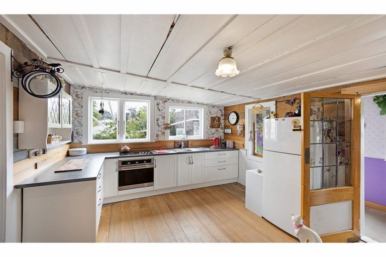 Photo of property in 6 Linley Crescent, Te Kopuru, 0391