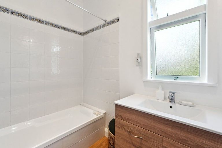 Photo of property in 136c Bath Street, Levin, 5510