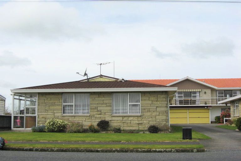 Photo of property in 43b Moa Street, Inglewood, 4330