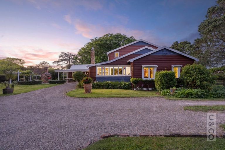 Photo of property in 218 Pomona Road, Kumeu, 0891