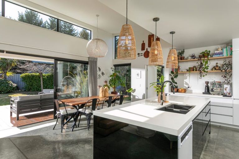 Photo of property in 21 Hewson Crescent, Lake Hawea, Wanaka, 9382