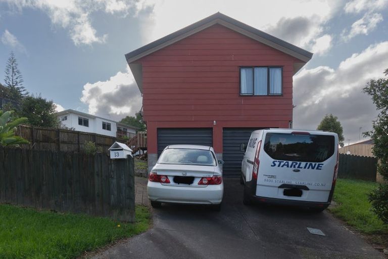 Photo of property in 13 Kearney Place, Massey, Auckland, 0614