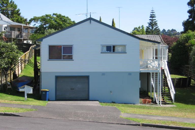 Photo of property in 50 Acacia Road, Torbay, Auckland, 0632