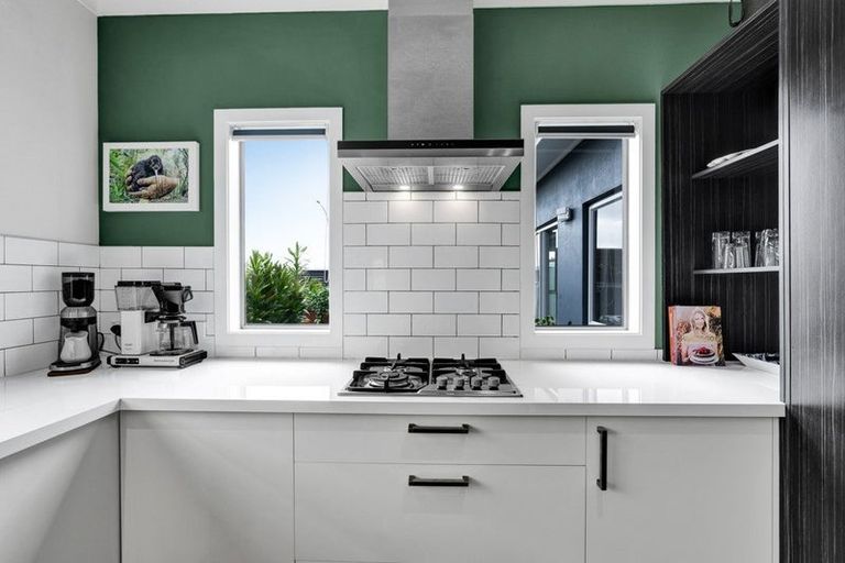 Photo of property in 2 Northpoint Way, Bell Block, New Plymouth, 4312