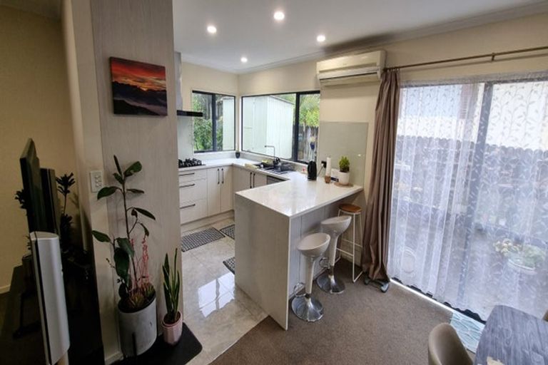 Photo of property in 31b Chieftain Rise, Goodwood Heights, Auckland, 2105