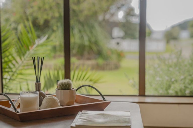 Photo of property in 12 Harsant Avenue, Hahei, Whitianga, 3591