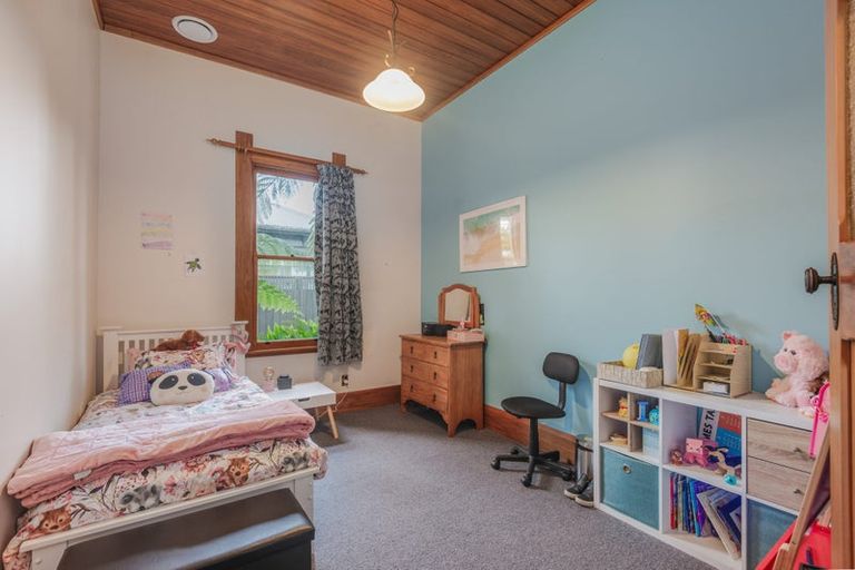 Photo of property in 6 Summerhays Street, Terrace End, Palmerston North, 4410