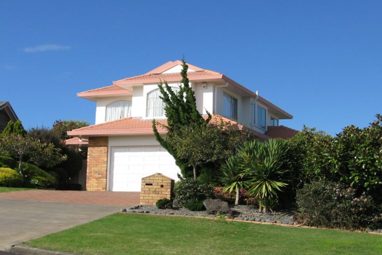 Photo of property in 4a Sharples Place, Somerville, Auckland, 2014