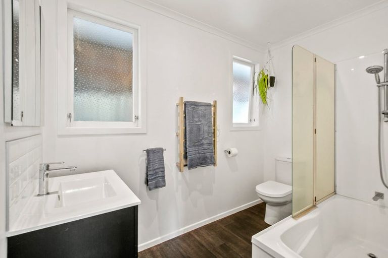 Photo of property in 26 Pembroke Street, Westown, New Plymouth, 4310