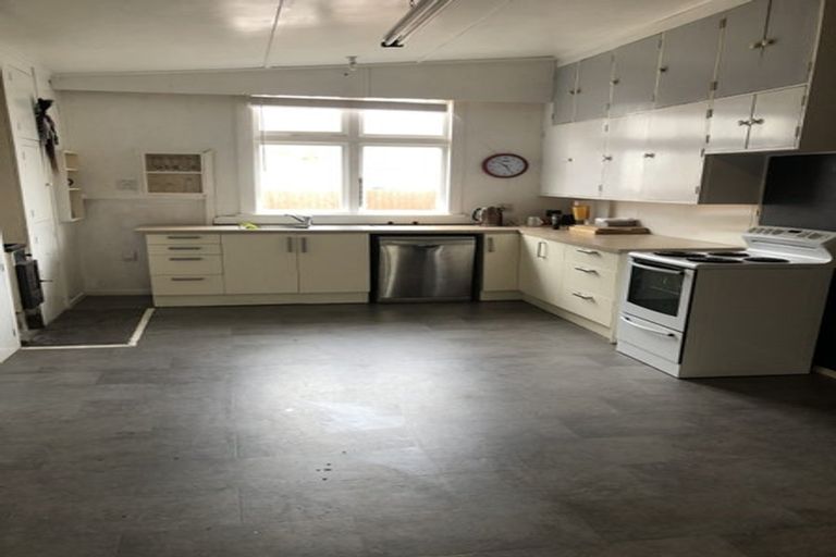 Photo of property in 17 Waite Street, Featherston, 5710