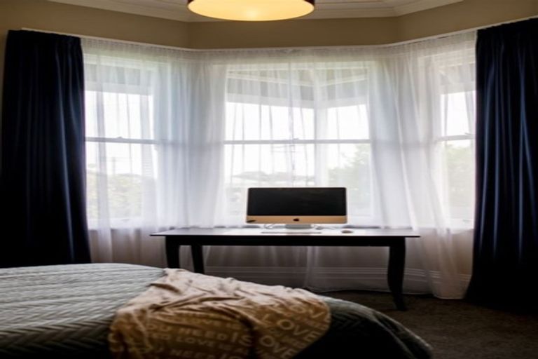 Photo of property in 44 Hargest Crescent, Saint Kilda, Dunedin, 9012