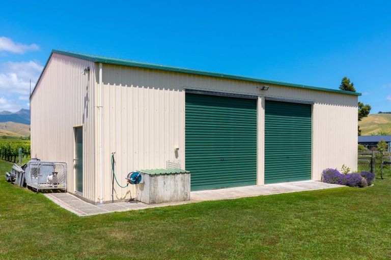 Photo of property in 629 Hawkesbury Road, Hawkesbury, Blenheim, 7272