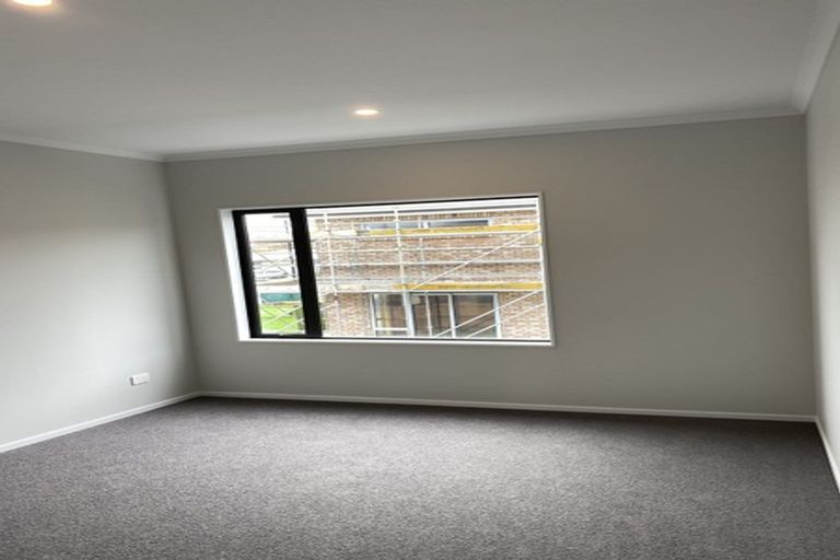 Photo of property in 41 Koura Drive, Red Beach, 0932